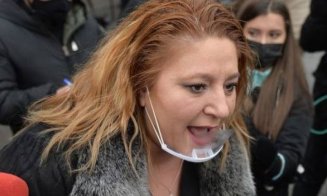 O nouă veste proastă pentru Diana Șoșoacă. A fost amendată şi pentru scandalul pe care l-a făcut cu poliţiştii